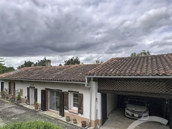 Maison 4 pièces 237 m²