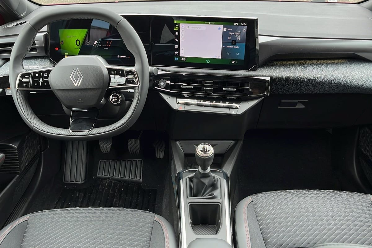 Renault Clio 6 — photo 13
