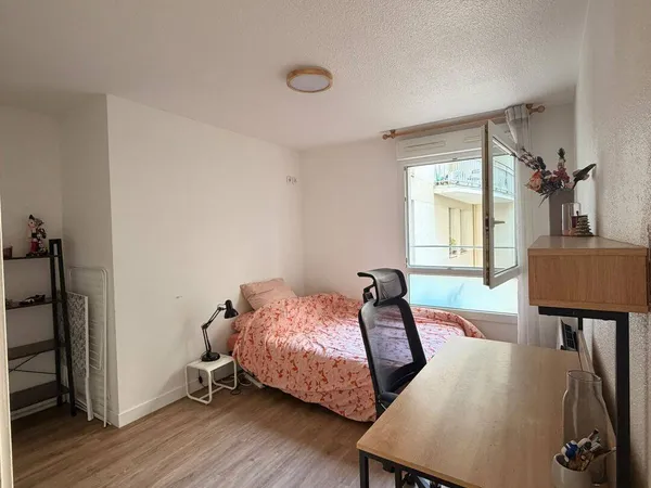 Studio 1 pièce 19 m²