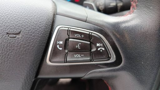 Ford Kuga 2.0 TDCi 150 AWD Powershift - ST-Line – 2019 – 120149 km – Diesel – Boîte Automatique — photo 29