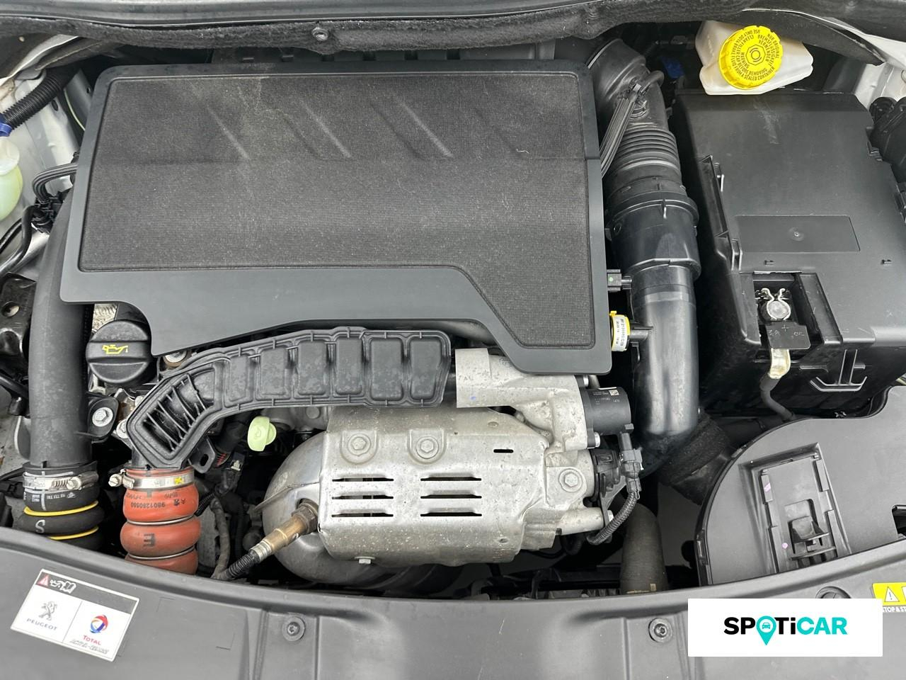 Peugeot 2008 1.2 puretech 130ch e6.c allure s&s — photo 20