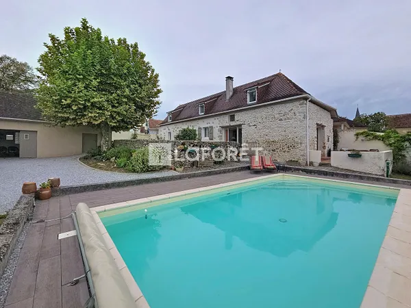 Maison 6 pièces 161 m²