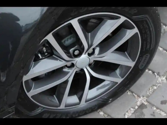 Land Rover Range Rover evoque 1.5 p270e phev 269ch dynamic se — photo 5