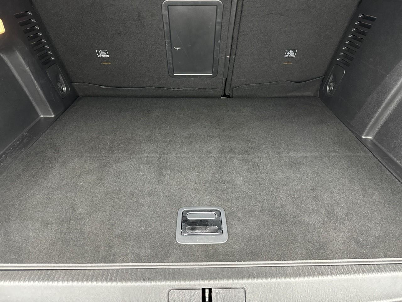 Peugeot 3008 hybrid 225 e-eat8 gt — photo 6