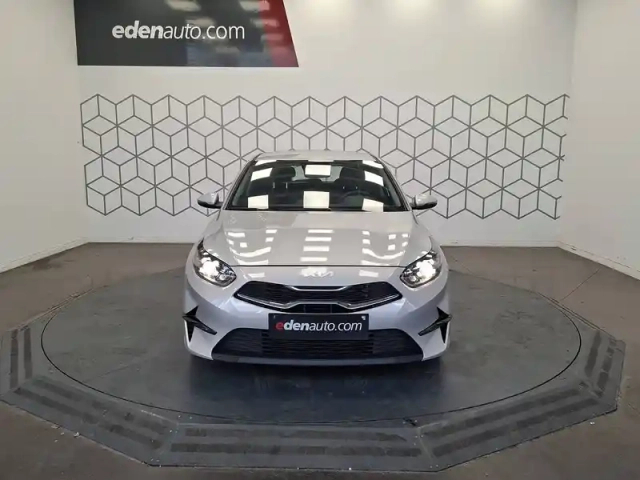 Kia Ceed 1.0 t-gdi 100 ch bvm6 — photo 8