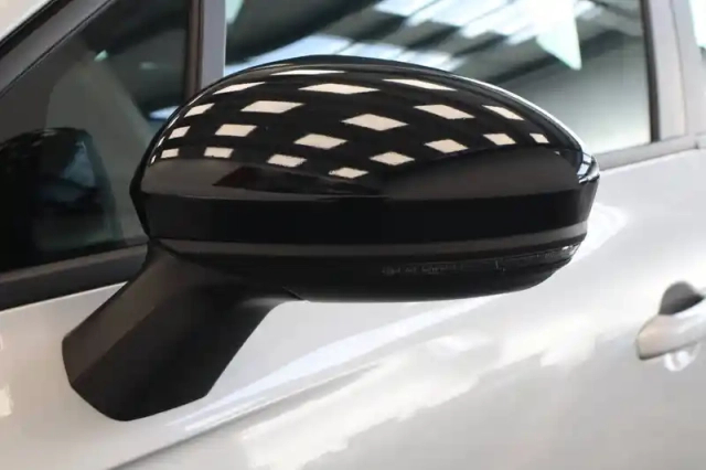 Renault Clio tce 90 — photo 12