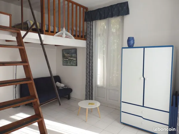Studio à 150m de la mer
