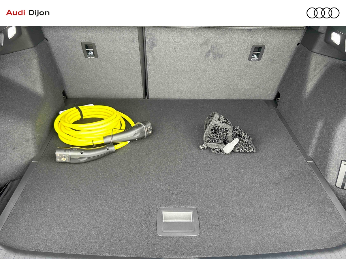 Audi Q4 SUV e-tron Performance Pack Business — photo 13