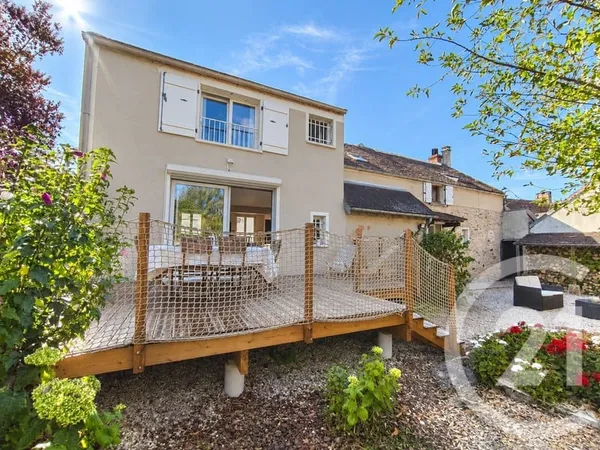 Maison 5 pièces 147 m²