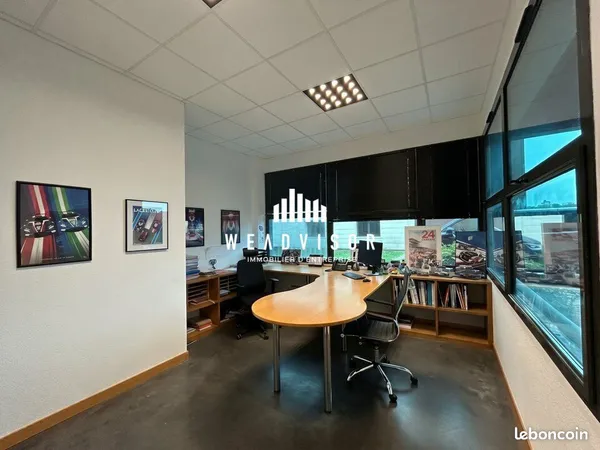 Bureaux 86 m² LE MANS