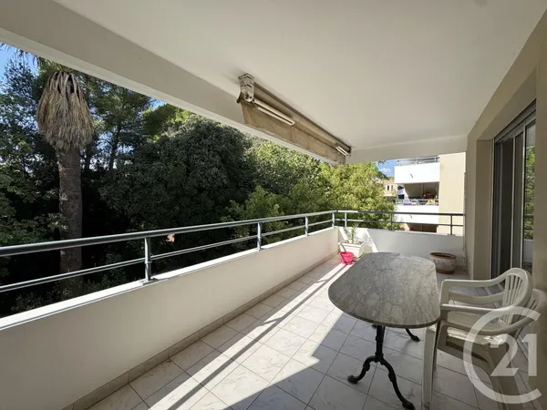 Appartement 4 pièces 84 m²