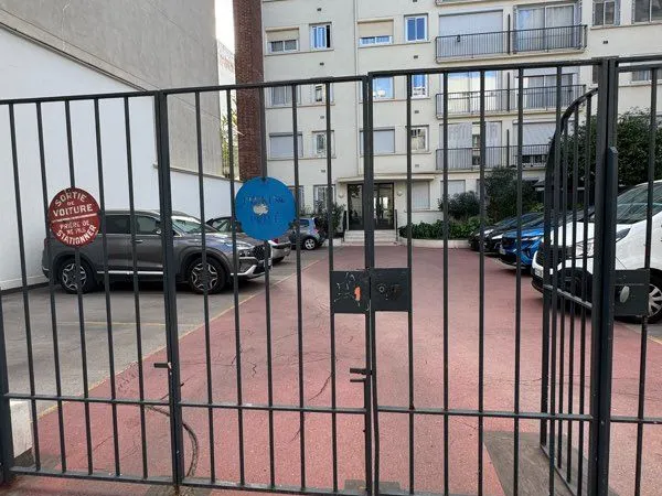 Parking Gambetta rue Stendhal