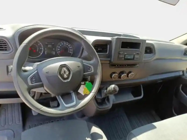 Renault Master plancb f3500 l3h1 2.3 blue dci 145ch confort eurovi — photo 28