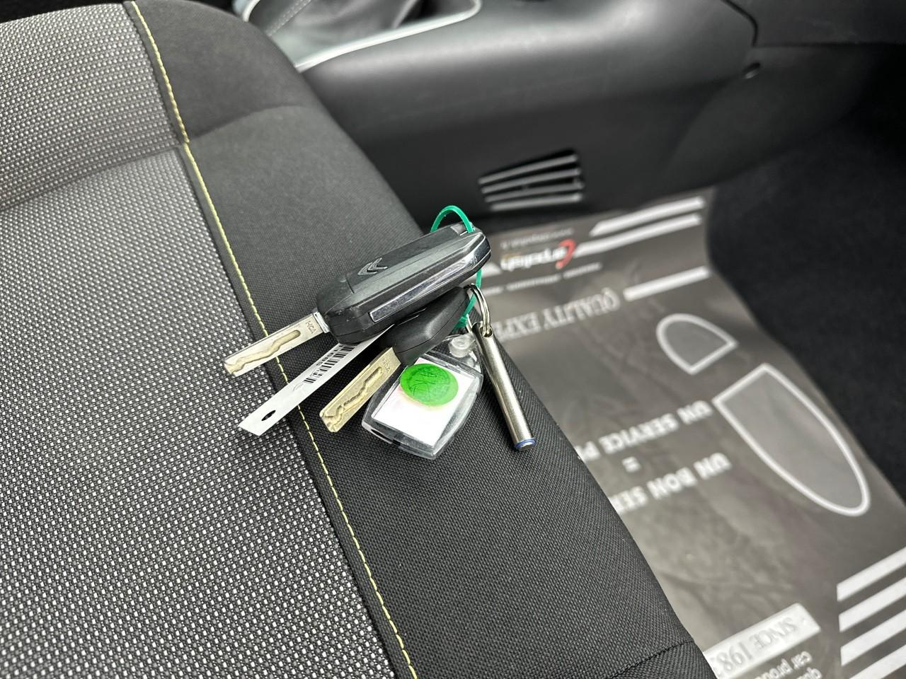 Citroën C3 puretech 110 s&s eat6 shine business — photo 29