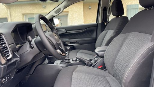 Ford Ranger Double Cabine 2.0 EcoBlue 170 4WD - Xlt – 2023 – 5600 km – Diesel – Boîte Manuelle — photo 7