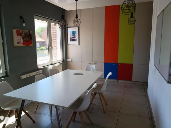 Local professionnel 97 m²