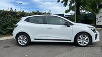 Renault Clio 1.0 TCe 90ch Equilibre — photo 4