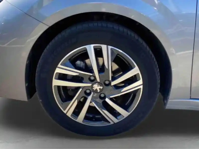 Peugeot 208 1.5 bluehdi 100ch s&amp;s allure pack — photo 10