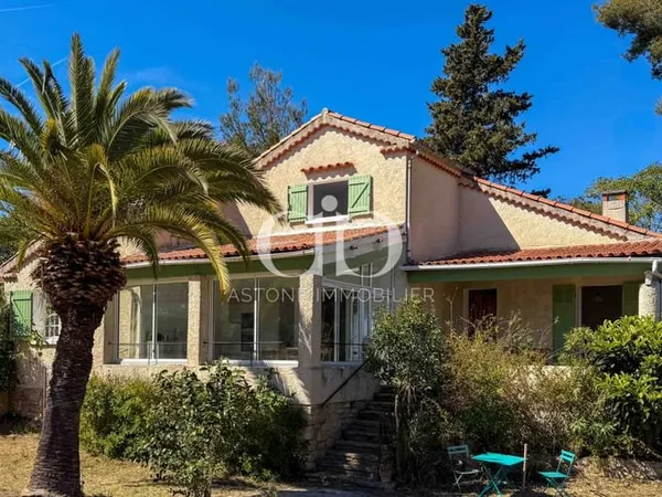 CHARMANTE MAISON - ARENE CROS
