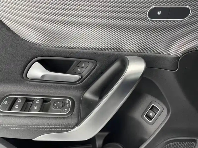 Mercedes Classe A 250 e 8g-dct — photo 27