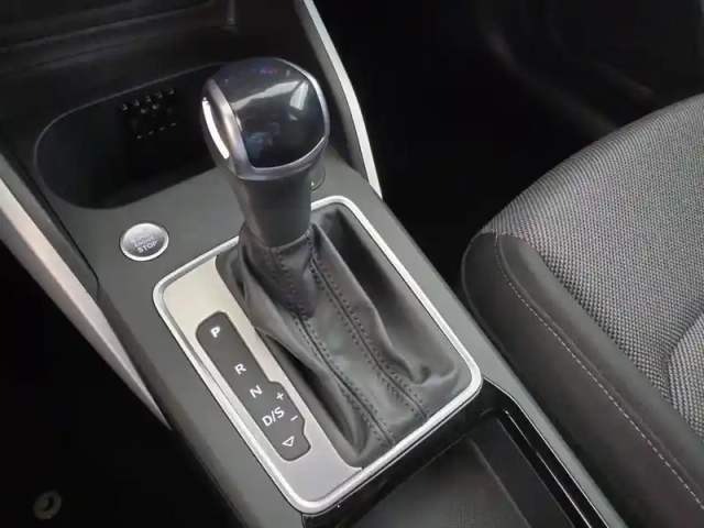 Audi Q2 35 tdi 150 s tronic 7 — photo 36