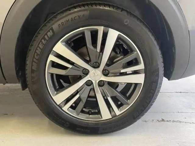 Peugeot 5008 1.2 puretech 130ch s&amp;s allure pack — photo 5