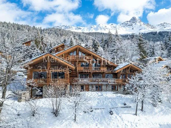 Chalet 11 pièces 720 m²