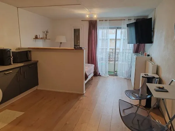 Studio 1 pièce 27 m²