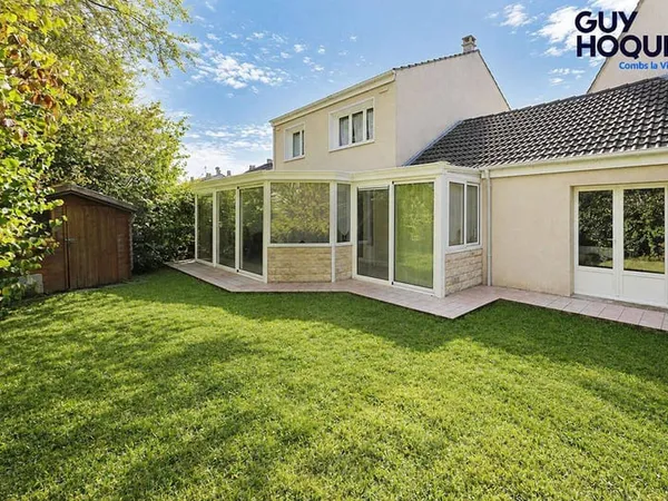 Maison 6 pièces 102 m²