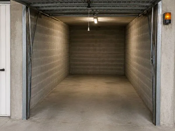 Parking/Garage/Box 15 m²
