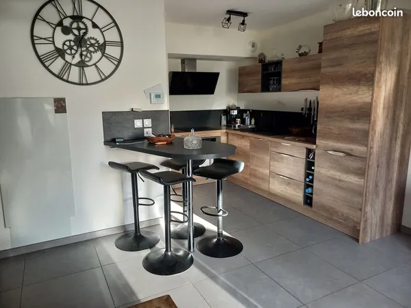 Appartement t2 a valence 26000