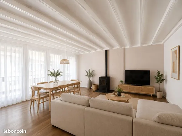 Maison 7 pièces 180 m²