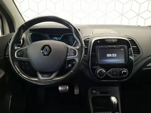 Renault Captur dci 90 edc — photo 14