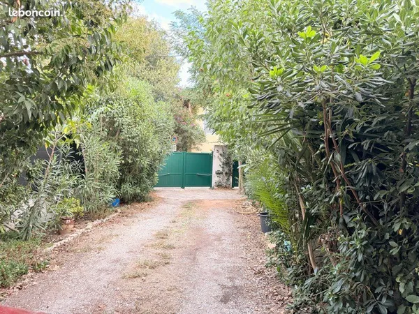 Haut de villa à 50 de la plage de Mar Vivo