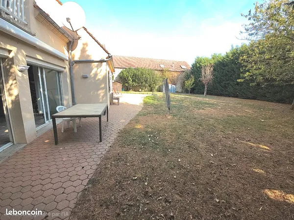 Maison individuelle d'exception 200 m² - 7 pièces sur terrain de 1 300 m² sans vis-à-vis