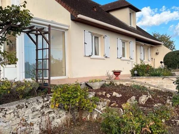 Grande maison bourgeoise, vue imprenable a Coulommiers 77120