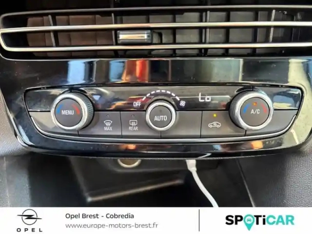 Opel Mokka electric 136ch elegance — photo 15