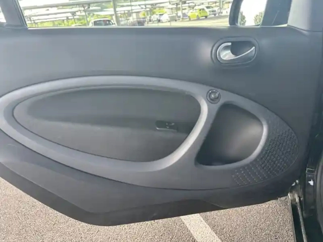 Smart Fortwo base 52 kw (453.442) — photo 38