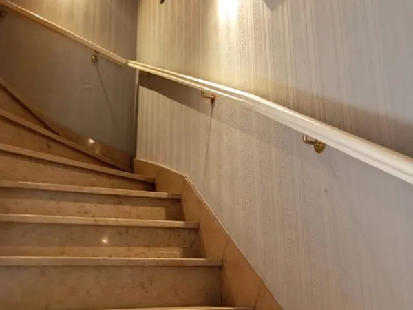 A louer appartement duplex 90 maison dans maison individuelle