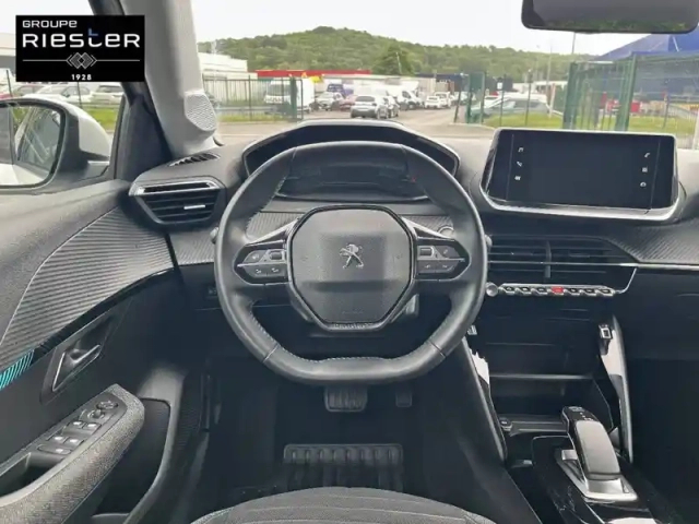 Peugeot 208 electrique 50 kwh 136ch — photo 9