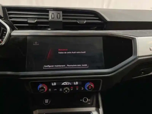 Audi Q3 35 tfsi 150 ch s tronic 7 design — photo 10