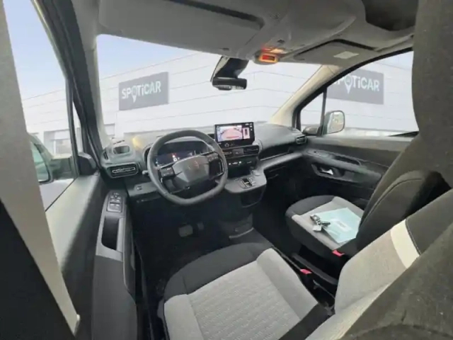 Citroën Berlingo taille m - 1.5 bluehdi 130ch s&amp;s max eat8 5 places — photo 8
