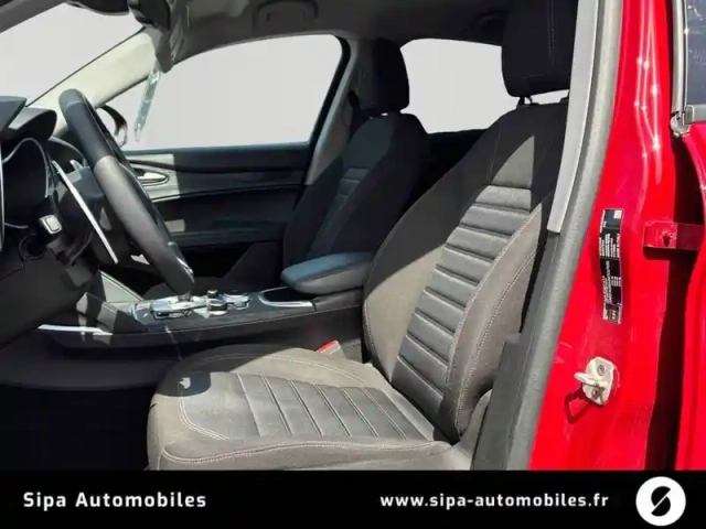 Alfa Romeo Stelvio 2.2 160 ch at8 — photo 12