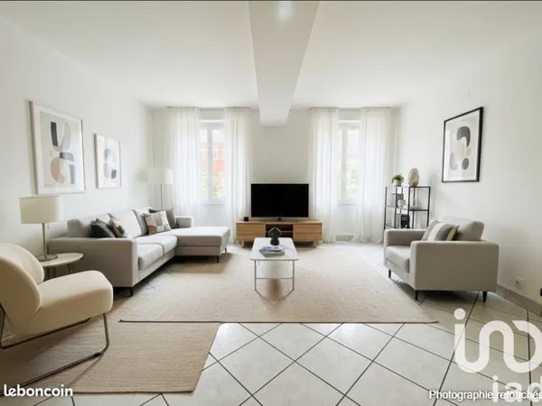 Maison 9 pièces 230 m²