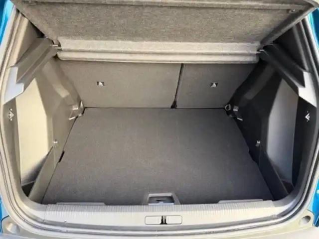 Peugeot 2008 hybrid 145 e-dcs6 — photo 6