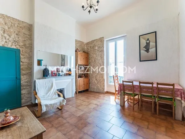 Vends t3 - 56 m² - Marseille 13006