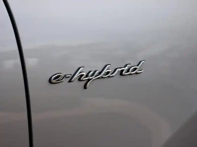 Porsche Cayenne coupé 3.0 v6 462ch e-hybrid — photo 13