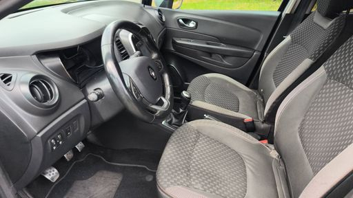 Renault Captur 0.9 TCe 90 - Intens – 2018 – 157324 km – Essence – Boîte Manuelle — photo 8