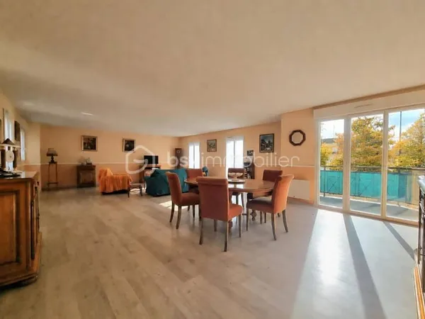Appartement 3 pièces 124 m²