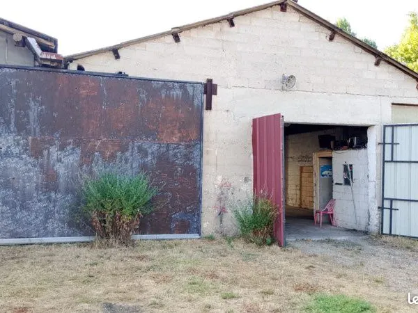 Location garages / entrepôts